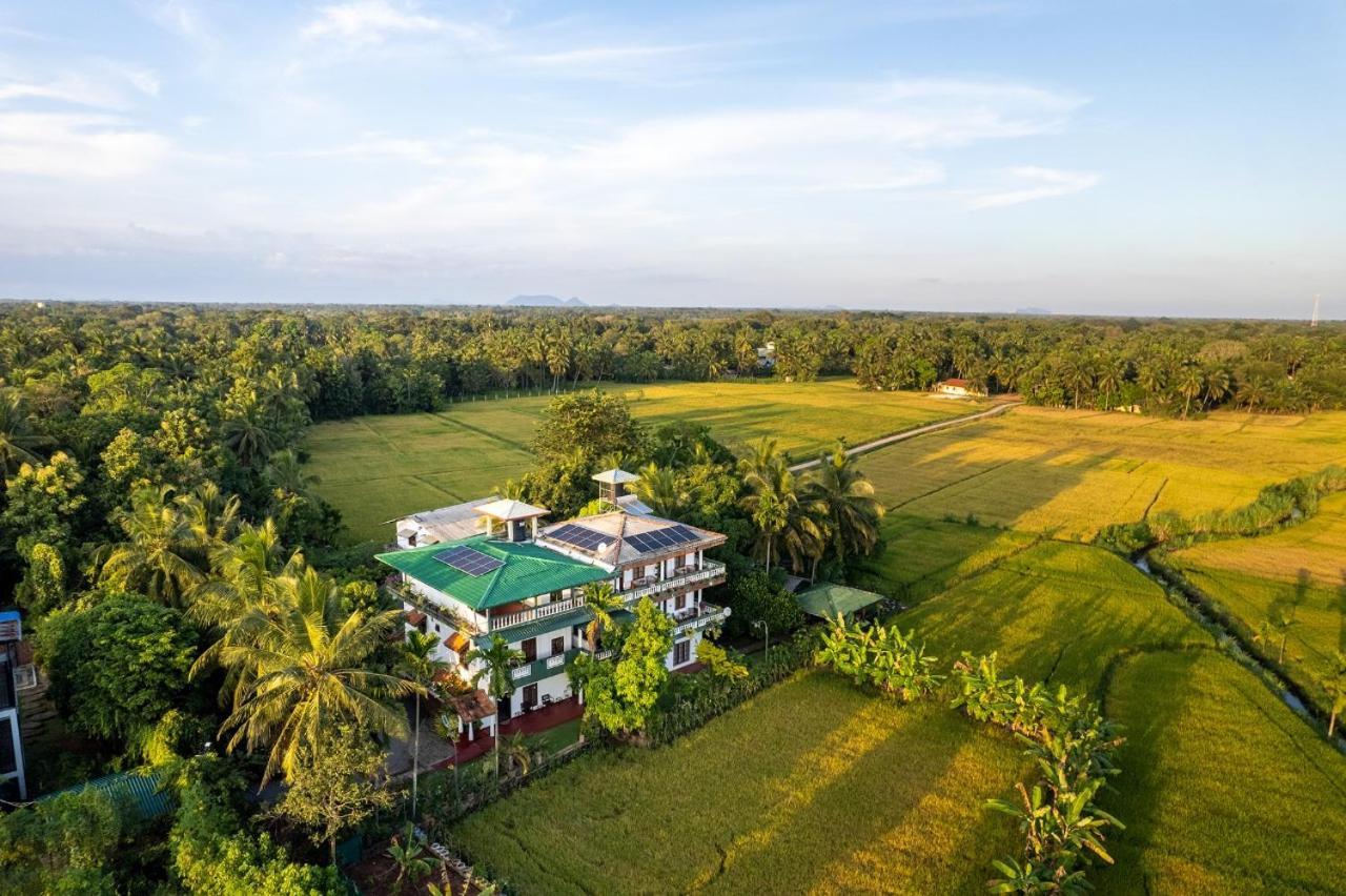 Mailagama Cinnamon Residence Kataragama Exteriör bild
