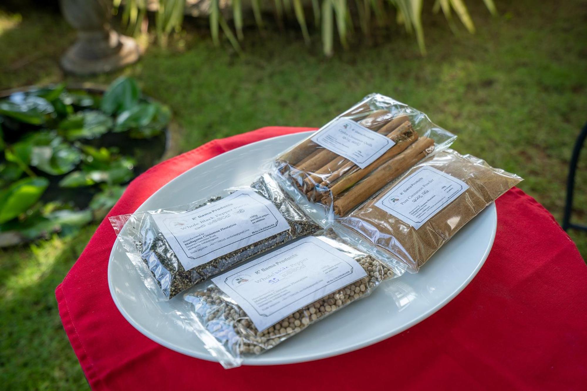 Mailagama Cinnamon Residence Kataragama Exteriör bild